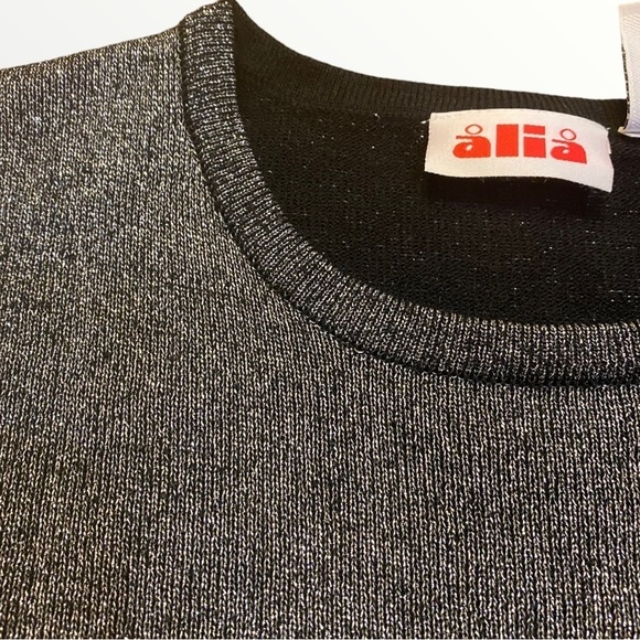 𝅺ALIA | Women's Sparkly Tshirt - Picture 2 of 4